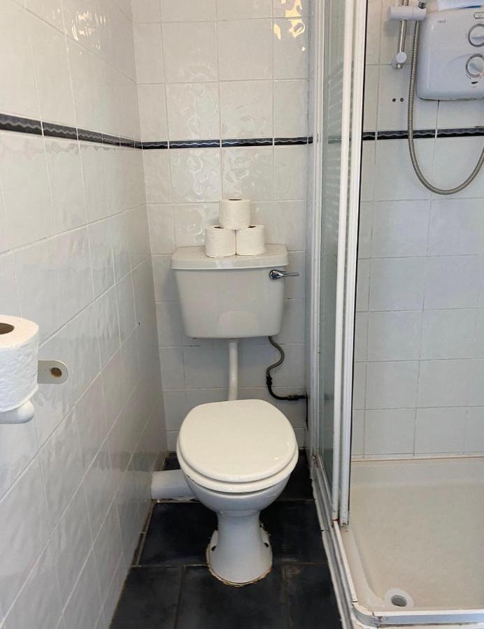 Cheap Budget Accommodation Galway Exterior photo